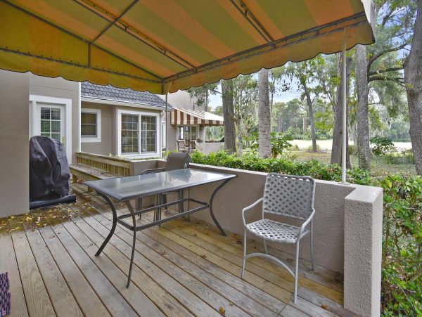 First Floor 2 Bedroom Condo Sleeps 6 Guests