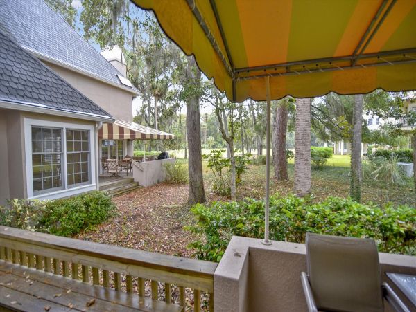 First Floor 2 Bedroom Condo Sleeps 6 Guests