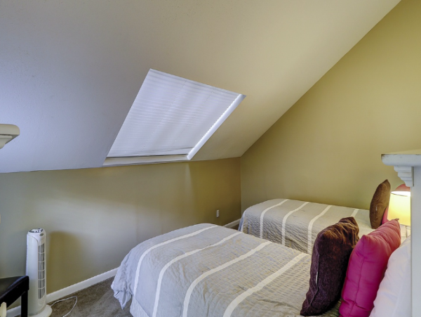 Four bedroom Townhome with shared pool access