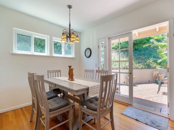 Santa Barbara Lovely Three Bedroom Vacation Residence