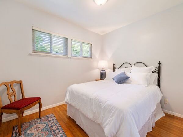 Santa Barbara Lovely Three Bedroom Vacation Residence