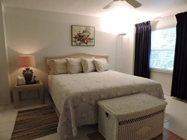 Boca Grande Spacious Vacation Home Across Street From Beach