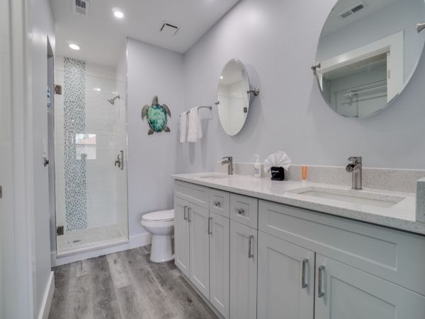 Renovated Vacation Condo in Bradenton 2 Bedrooms Shared Pool