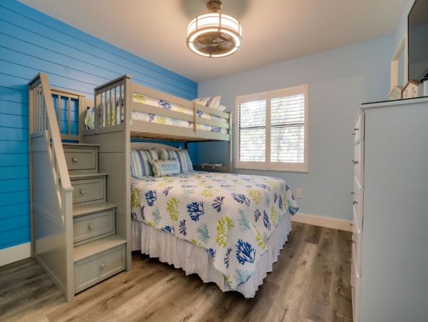 Renovated Vacation Condo in Bradenton 2 Bedrooms Shared Pool
