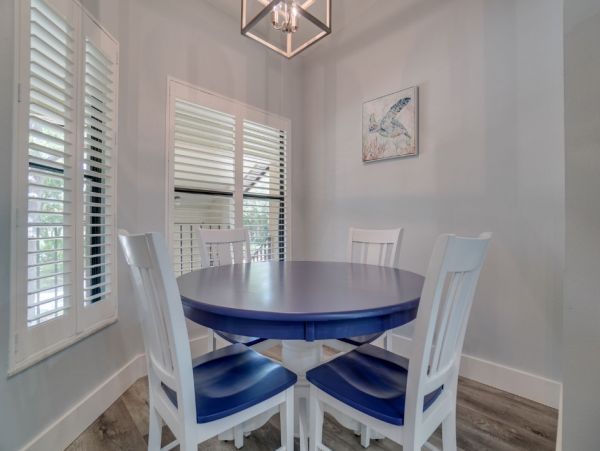 Renovated Vacation Condo in Bradenton 2 Bedrooms Shared Pool