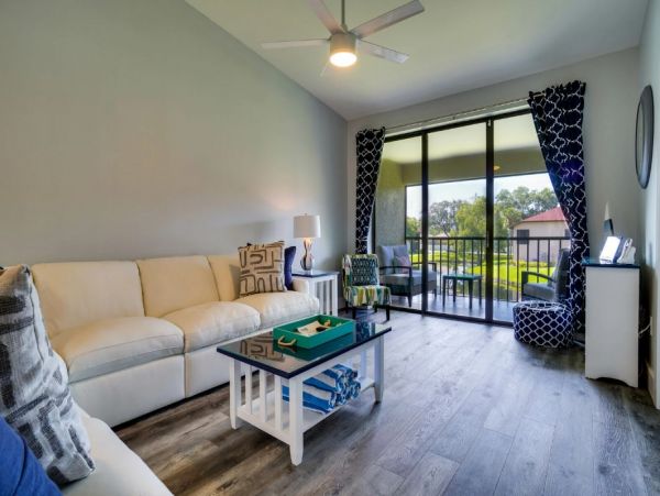 Renovated Vacation Condo in Bradenton 2 Bedrooms Shared Pool