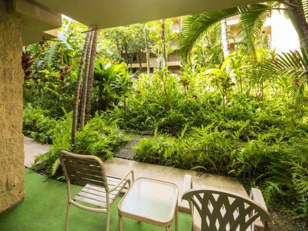 Value Lahaina Vacation Rental Beach Condo Sleeps 4 Guests