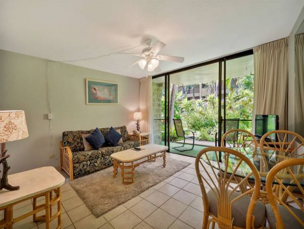 Value Lahaina Vacation Rental Beach Condo Sleeps 4 Guests