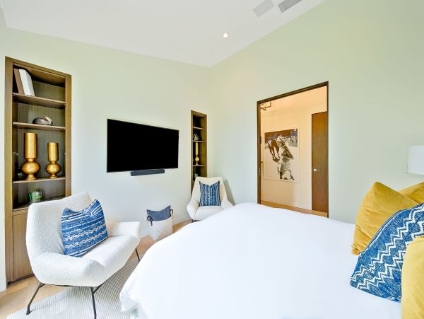 Sensational Luxurious Vacation Home in Malibu 6 Bedrooms