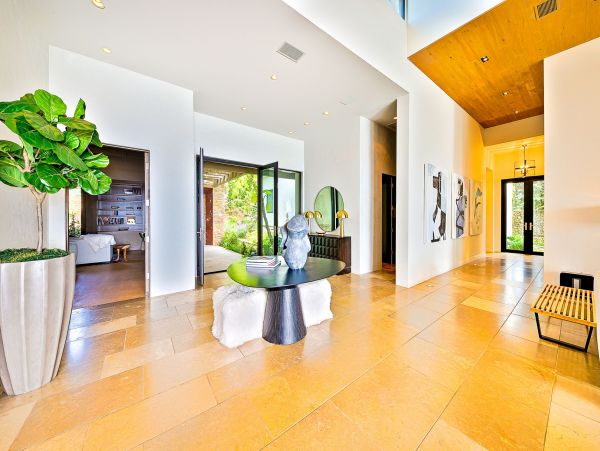 Sensational Luxurious Vacation Home in Malibu 6 Bedrooms