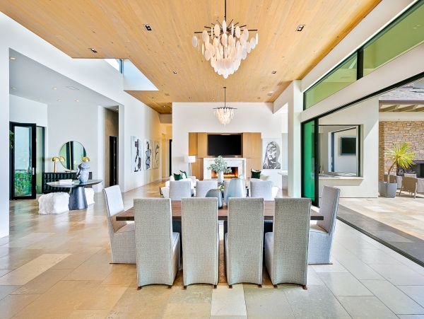 Sensational Luxurious Vacation Home in Malibu 6 Bedrooms
