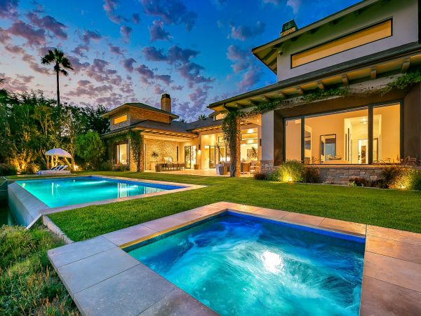 Sensational Luxurious Vacation Home in Malibu 6 Bedrooms