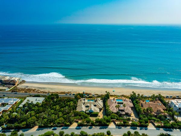 Sensational Luxurious Vacation Home in Malibu 6 Bedrooms
