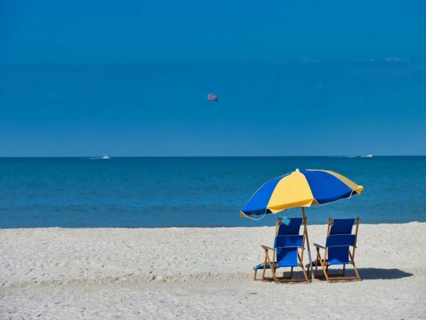 Fort Myers One Bedroom Vacation Condo Right On The Beach