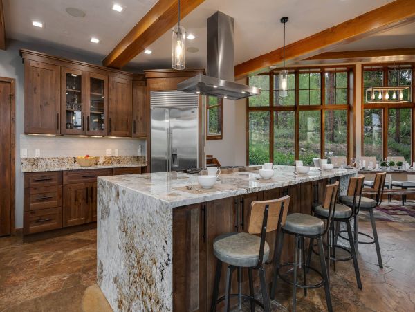 Breckenridge Ski in Ski out Vacation Home Sleeps 18