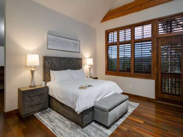 Breckenridge Ski in Ski out Vacation Home Sleeps 18