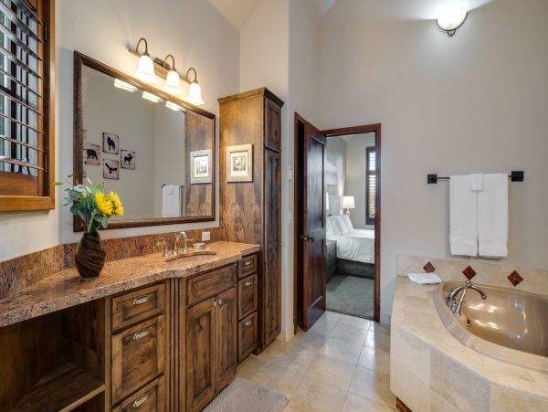 Breckenridge Ski in Ski out Vacation Home Sleeps 18