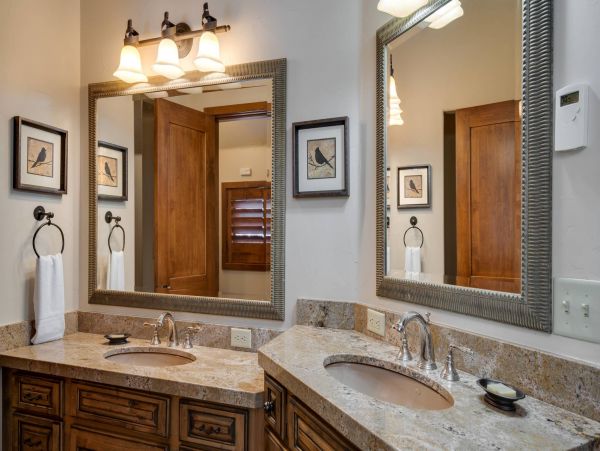 Breckenridge Ski in Ski out Vacation Home Sleeps 18