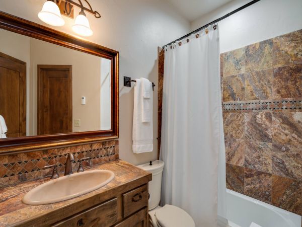 Breckenridge Ski in Ski out Vacation Home Sleeps 18