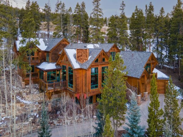 Breckenridge Ski in Ski out Vacation Home Sleeps 18