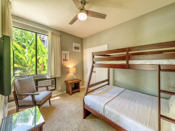 Updated Three Bedroom Vacation Condo in Wailea Walk To Beach