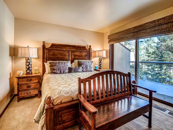 Luxury 4 Bedroom Vacation Home in Arrowhead Village