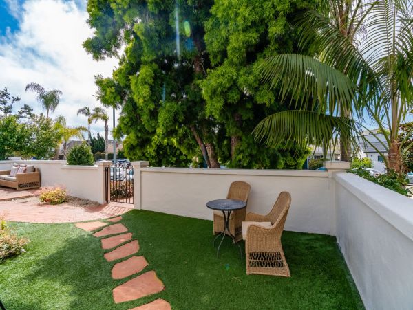Luxury 3 Bedroom Vacation Home in La Jolla Sleeps 10 Guests