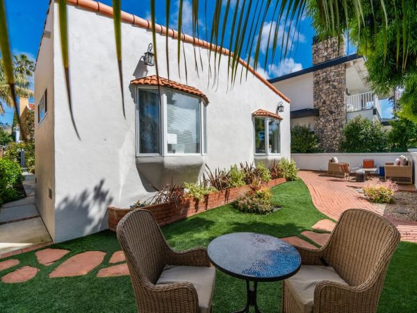 Luxury 3 Bedroom Vacation Home in La Jolla Sleeps 10 Guests