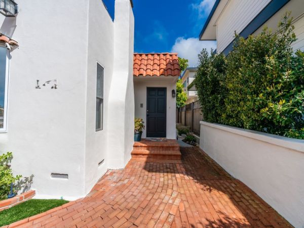 Luxury 3 Bedroom Vacation Home in La Jolla Sleeps 10 Guests