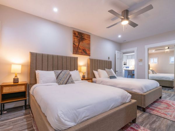 Luxury 3 Bedroom Vacation Home in La Jolla Sleeps 10 Guests