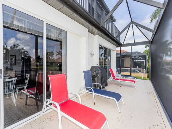 Luxury Vacation Home in Marco Island with Boat Dock