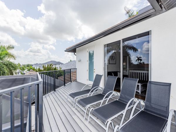 Luxury Vacation Home in Marco Island with Boat Dock
