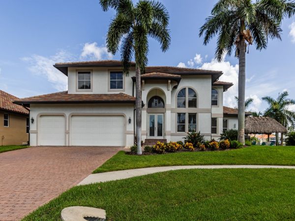 Luxury Vacation Home in Marco Island with Boat Dock