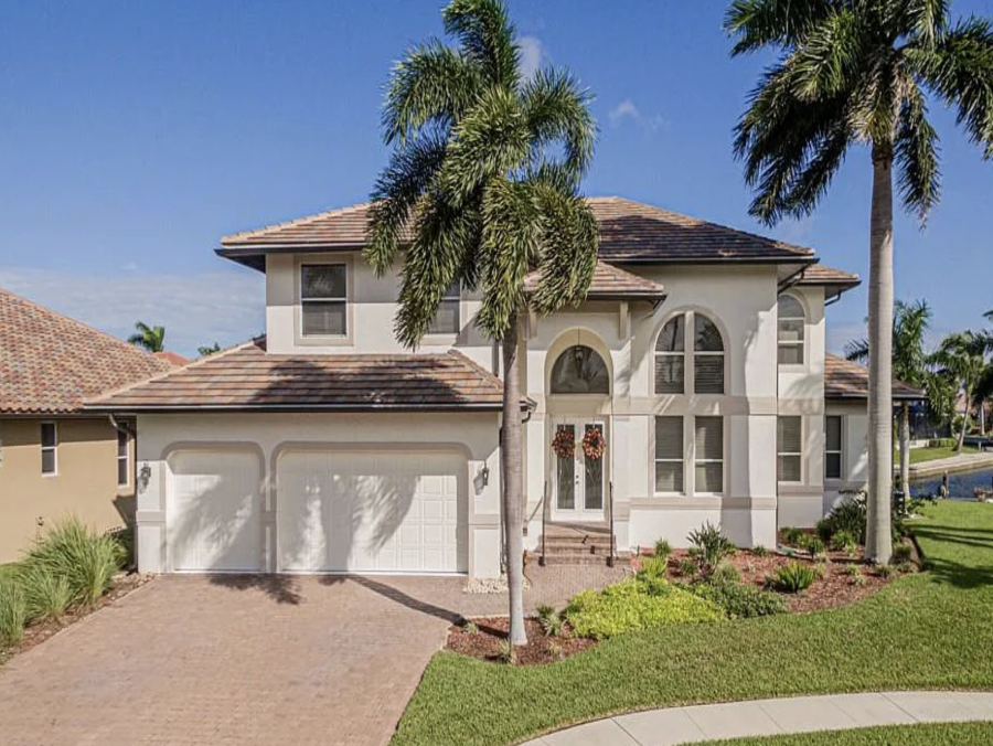 Luxury Vacation Home in Marco Island with Boat Dock