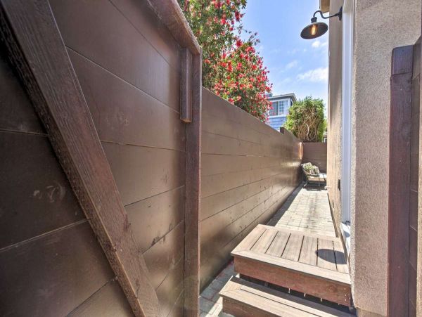 San Diego Beach Communities North Home 997977