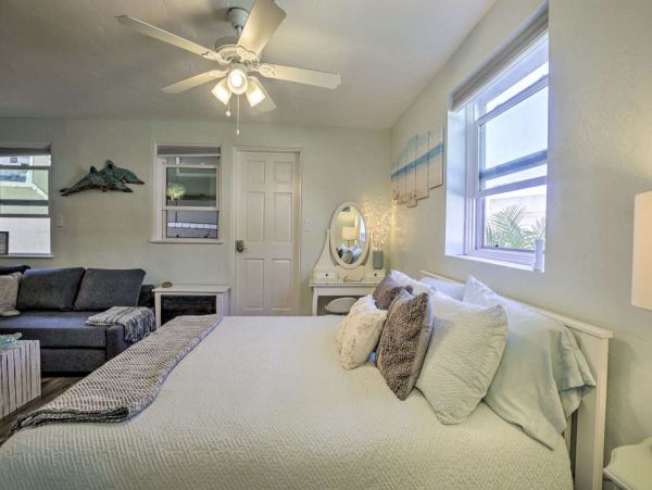 San Diego Beach Communities North Home 997978