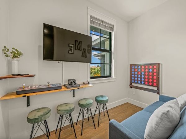 Siesta Key Luxury Vacation Rental - Gulf Coast Family Villa