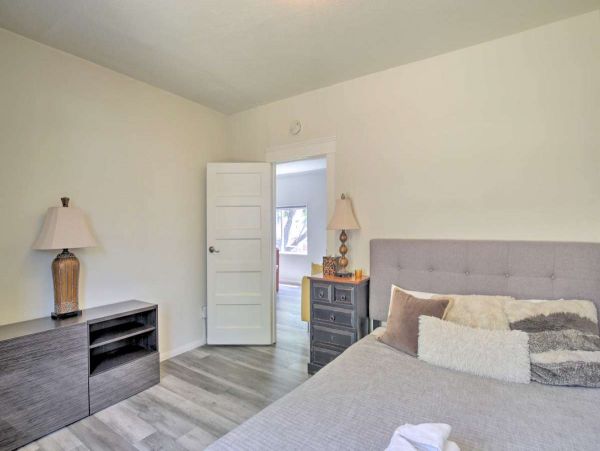 San Diego Beach Communities North Home 997983