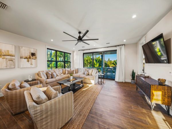 Luxury Coastal Vacation Rental with Heated Saltwater Pool & Private Spa - Sleeps 14