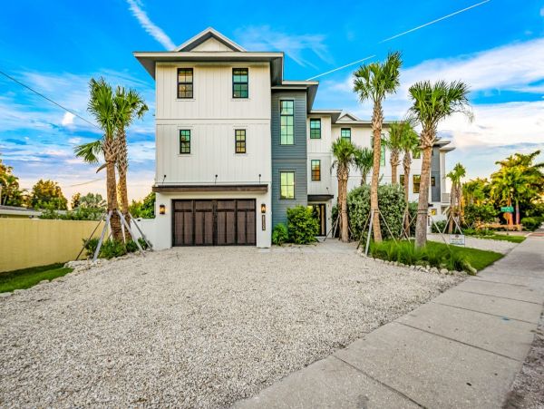 Luxury Coastal Vacation Rental with Heated Saltwater Pool & Private Spa - Sleeps 14