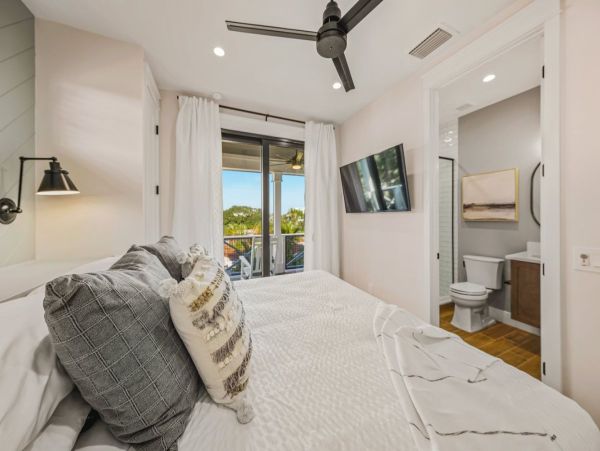 Luxury Coastal Vacation Rental with Heated Saltwater Pool & Private Spa - Sleeps 14