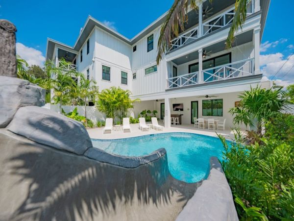 Luxury Coastal Vacation Rental with Heated Saltwater Pool & Private Spa - Sleeps 14