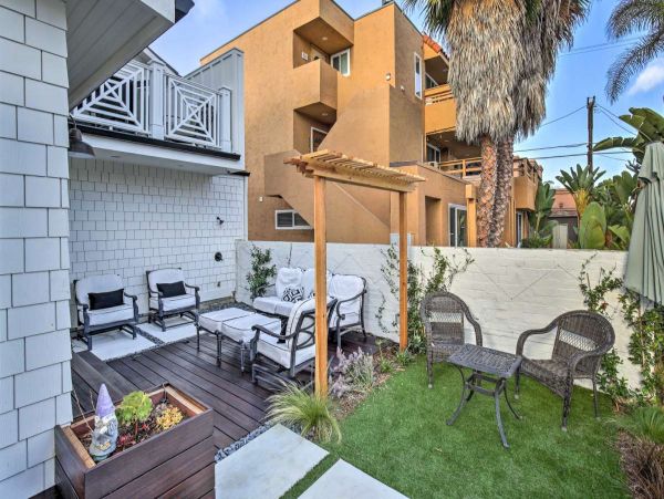 Mission Beach Vacation Home 4 Bedrooms Sleeps 10