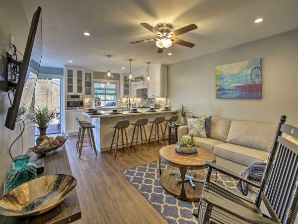 Mission Beach Vacation Home 4 Bedrooms Sleeps 10