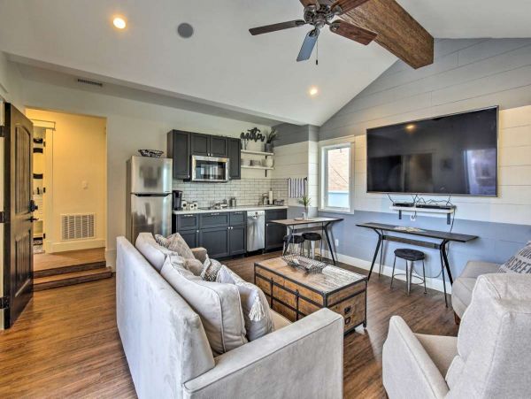 Mission Beach Vacation Home 4 Bedrooms Sleeps 10