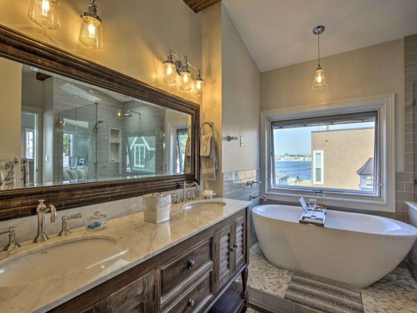 Mission Beach Vacation Home 4 Bedrooms Sleeps 10