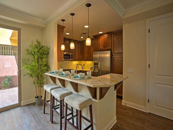 Vacation Rental in Pacific Beach 4 BR, Fireplace & Rooftop Deck