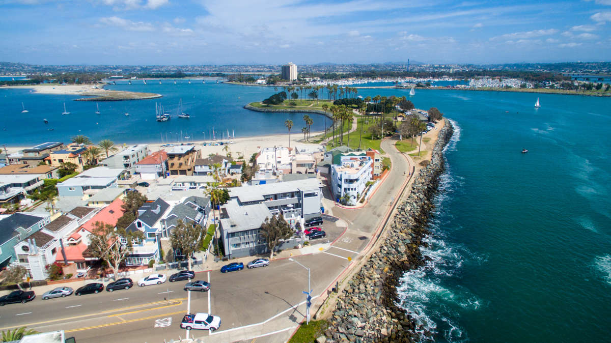 San Diego Beach Communities North Condo 997990
