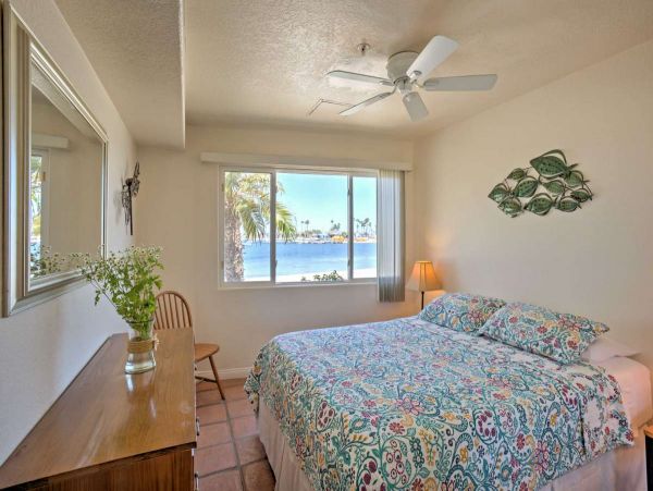 San Diego Beach Communities North Condo 997998