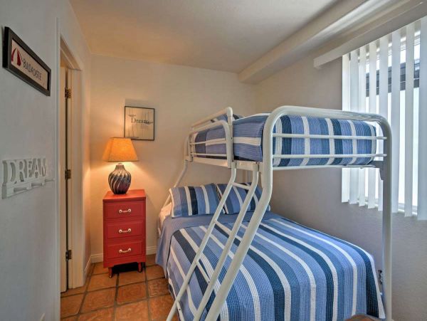 San Diego Beach Communities North Condo 997998